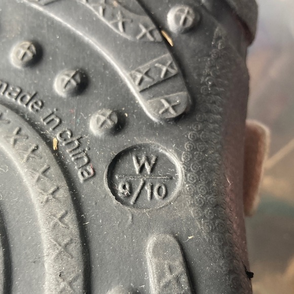 Dawgs Garden Shoes, Summer Shoes, Swim Shoes Clogs  Size 9/10 - Picture 8 of 12